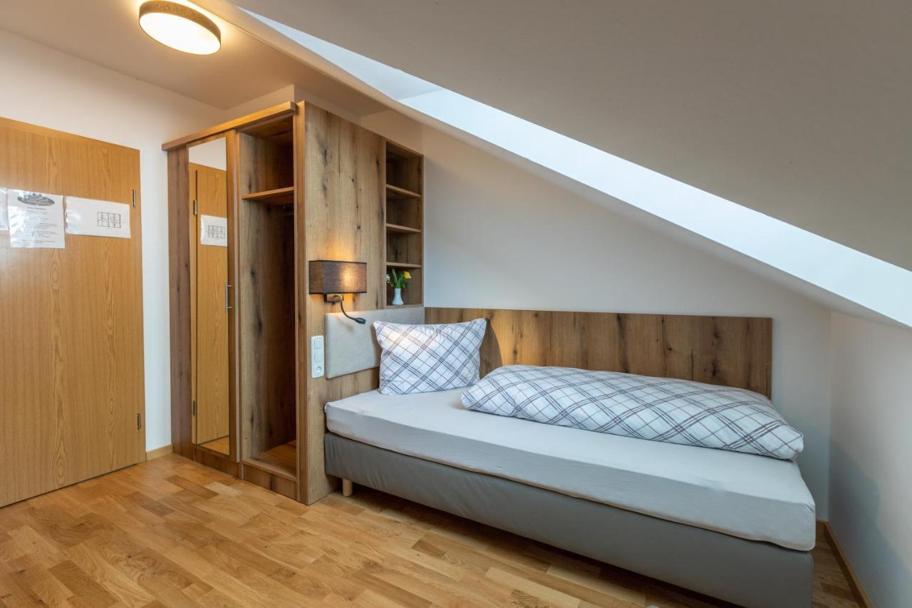 Zur Triftsperre Hotel Пасау Екстериор снимка