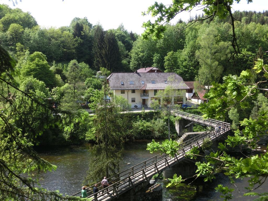 Zur Triftsperre Hotel Пасау Екстериор снимка